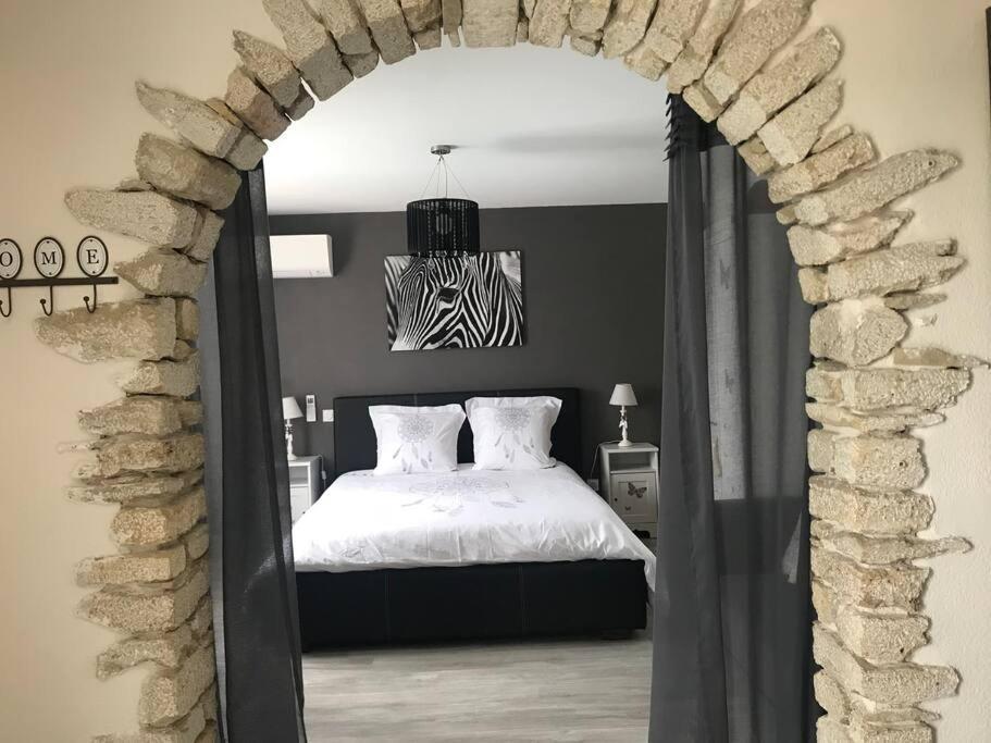 Gite La Licorne Villa Entrechaux Luaran gambar