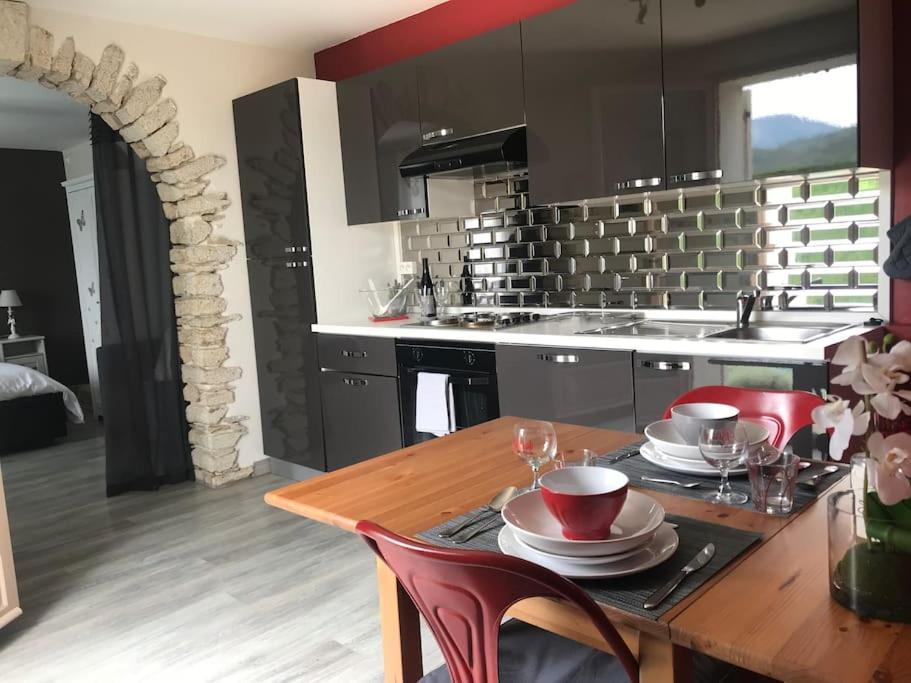 Gite La Licorne Villa Entrechaux Luaran gambar